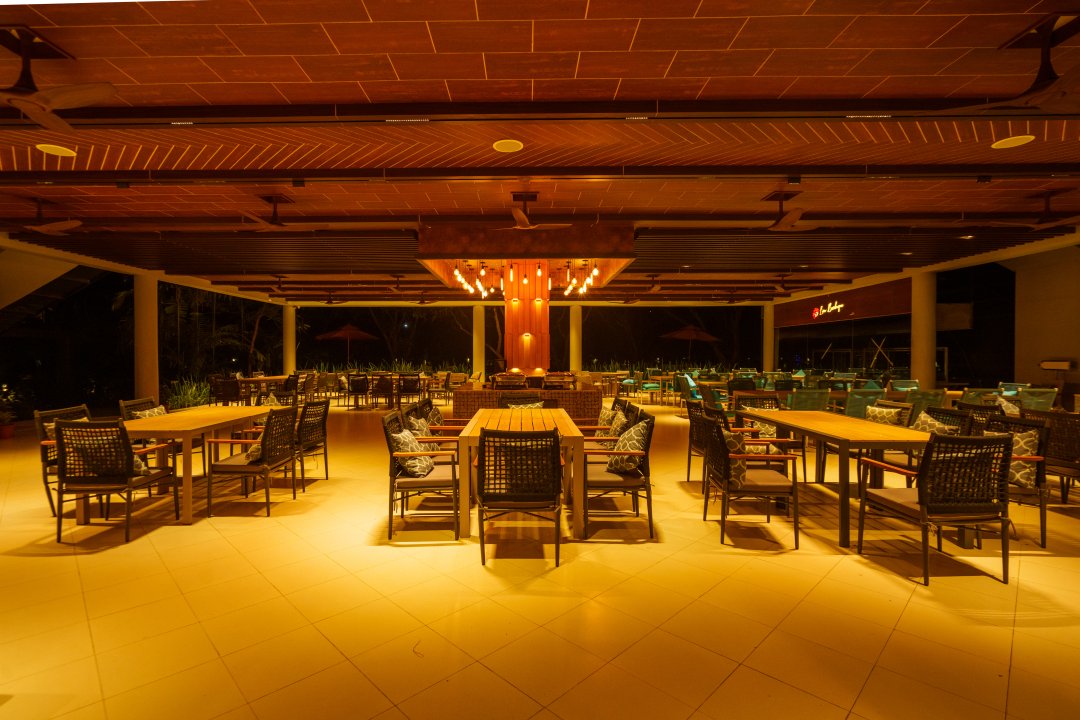 Garden Restaurant at Dream Square Resort