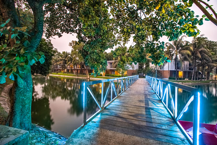 Walking trails at Dream Square Resort