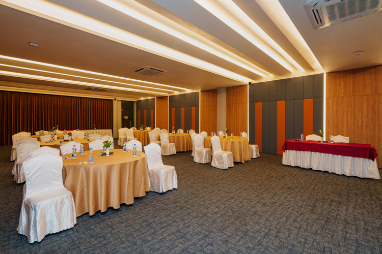 Ivory Meeting Room at Dream Square Resort